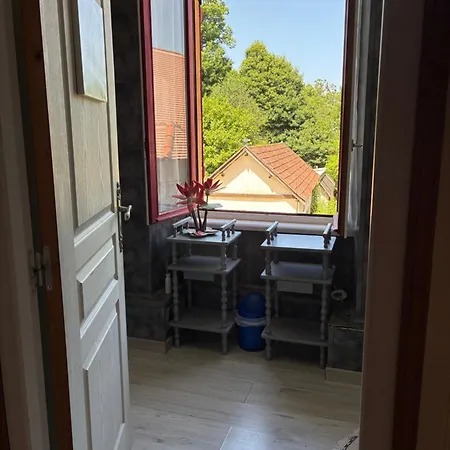 D'hotes Equateur 2 Pers Piscine Et Sarrazac (Dordogne)