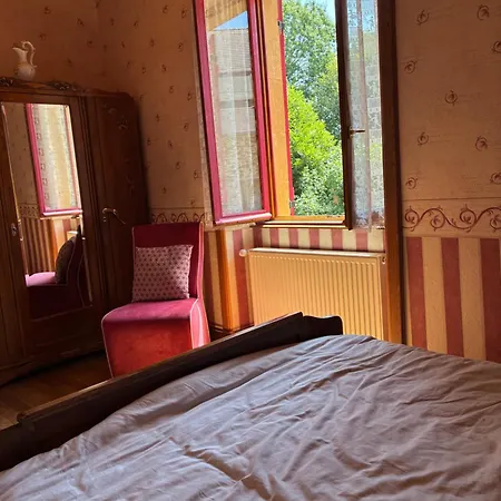 D'hotes Equateur 2 Pers Piscine Et Bed and Breakfast 3*